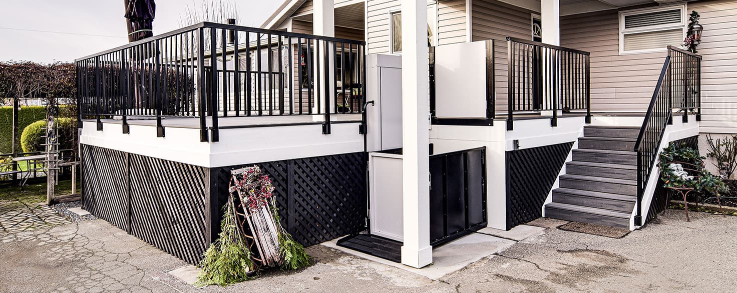 outdoor porch lifts