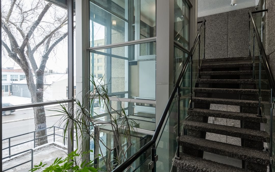 Smart Accessibility: Why Choose a Small Commercial Elevator for Your Low-Rise Building?
